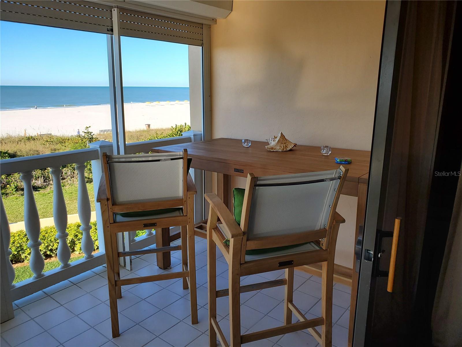 SILVER SANDS BEACH & RACQUET CLUB - Residential Lease