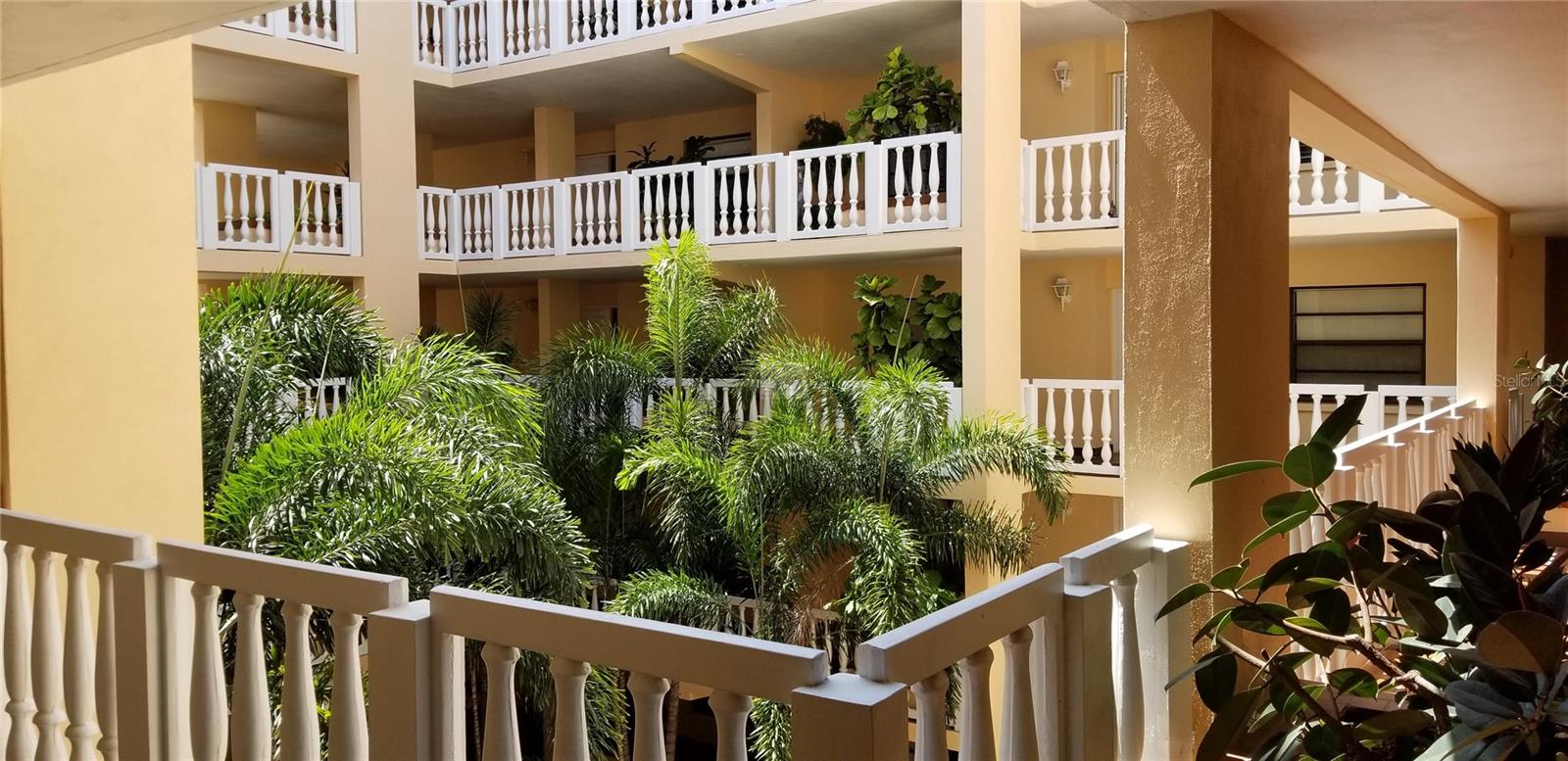 SILVER SANDS BEACH & RACQUET CLUB - Residential Lease