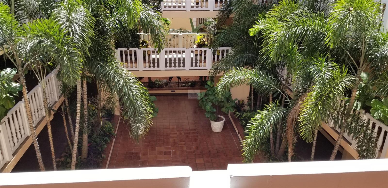 SILVER SANDS BEACH & RACQUET CLUB - Residential Lease