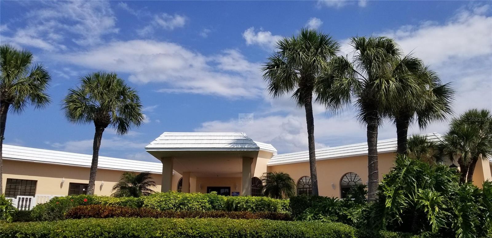 SILVER SANDS BEACH & RACQUET CLUB - Residential Lease