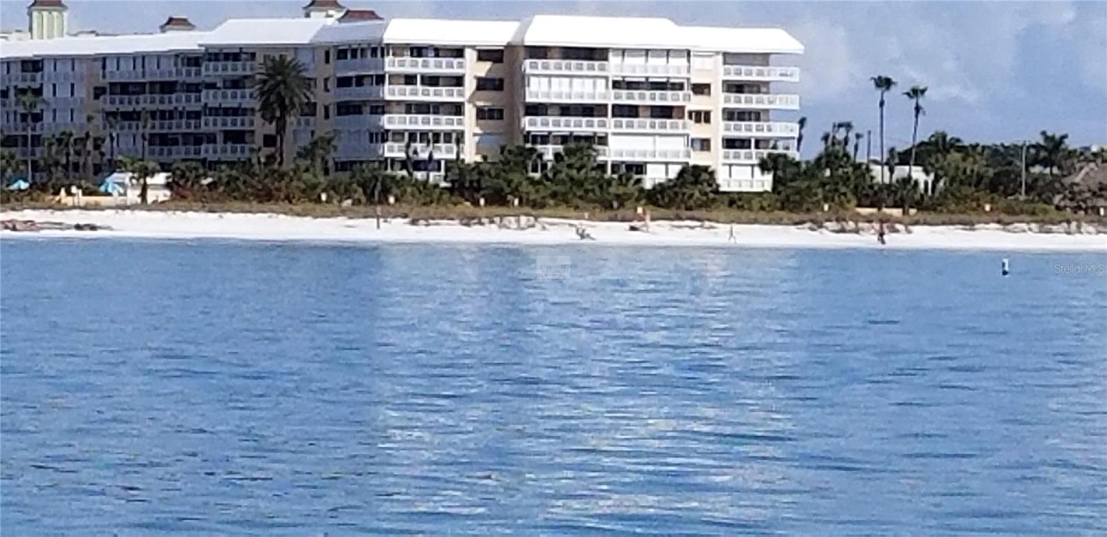 SILVER SANDS BEACH & RACQUET CLUB - Residential Lease
