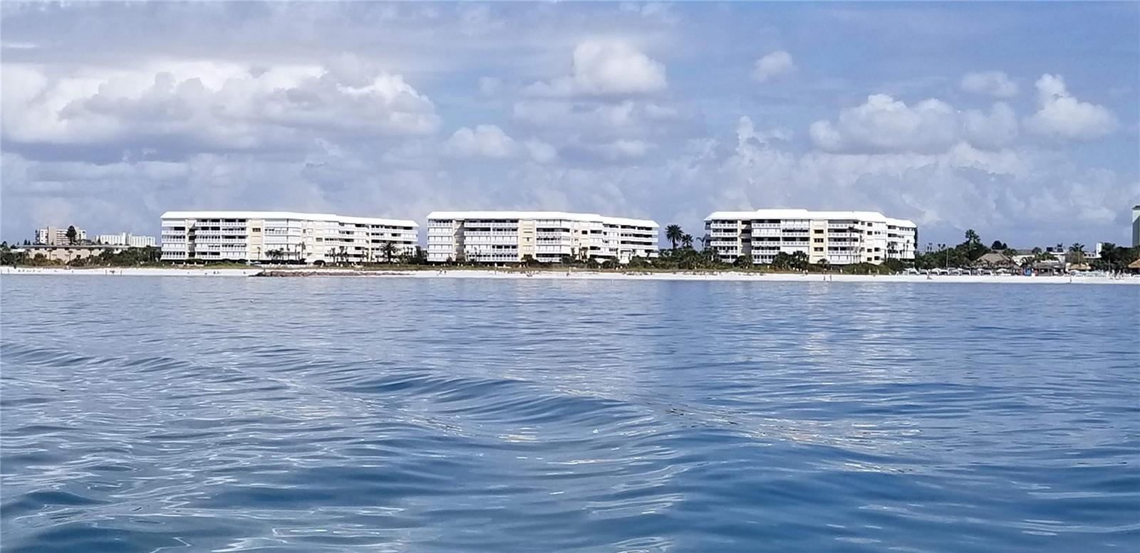 SILVER SANDS BEACH & RACQUET CLUB - Residential Lease