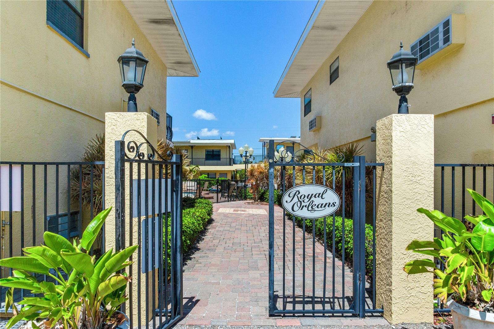 16333 GULF BOULEVARD 113