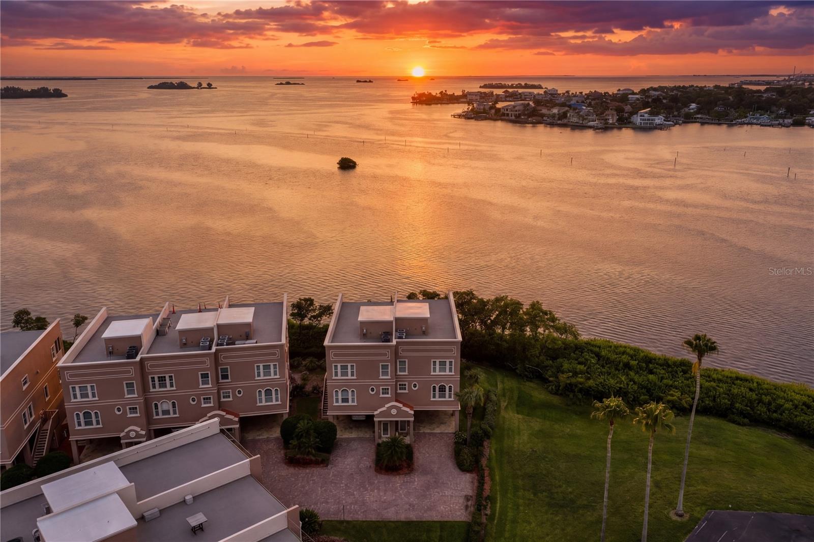 2762 RESERVE COURT 107
