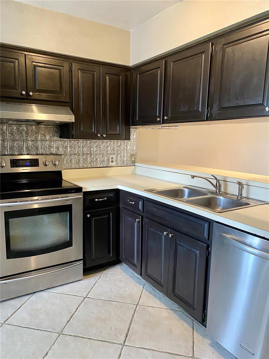 VILLAS OF NORTHDALE PH 3 - Residential