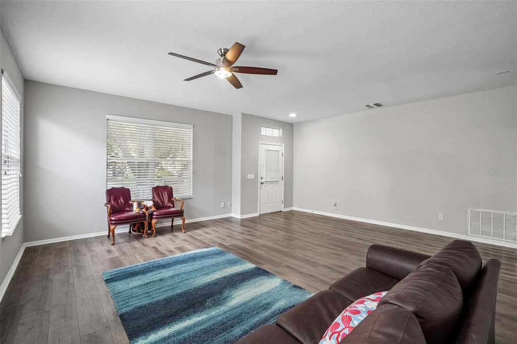 Photo of 6111 Gannetside Place, Lithia, FL 33547 (MLS # TB8521794)