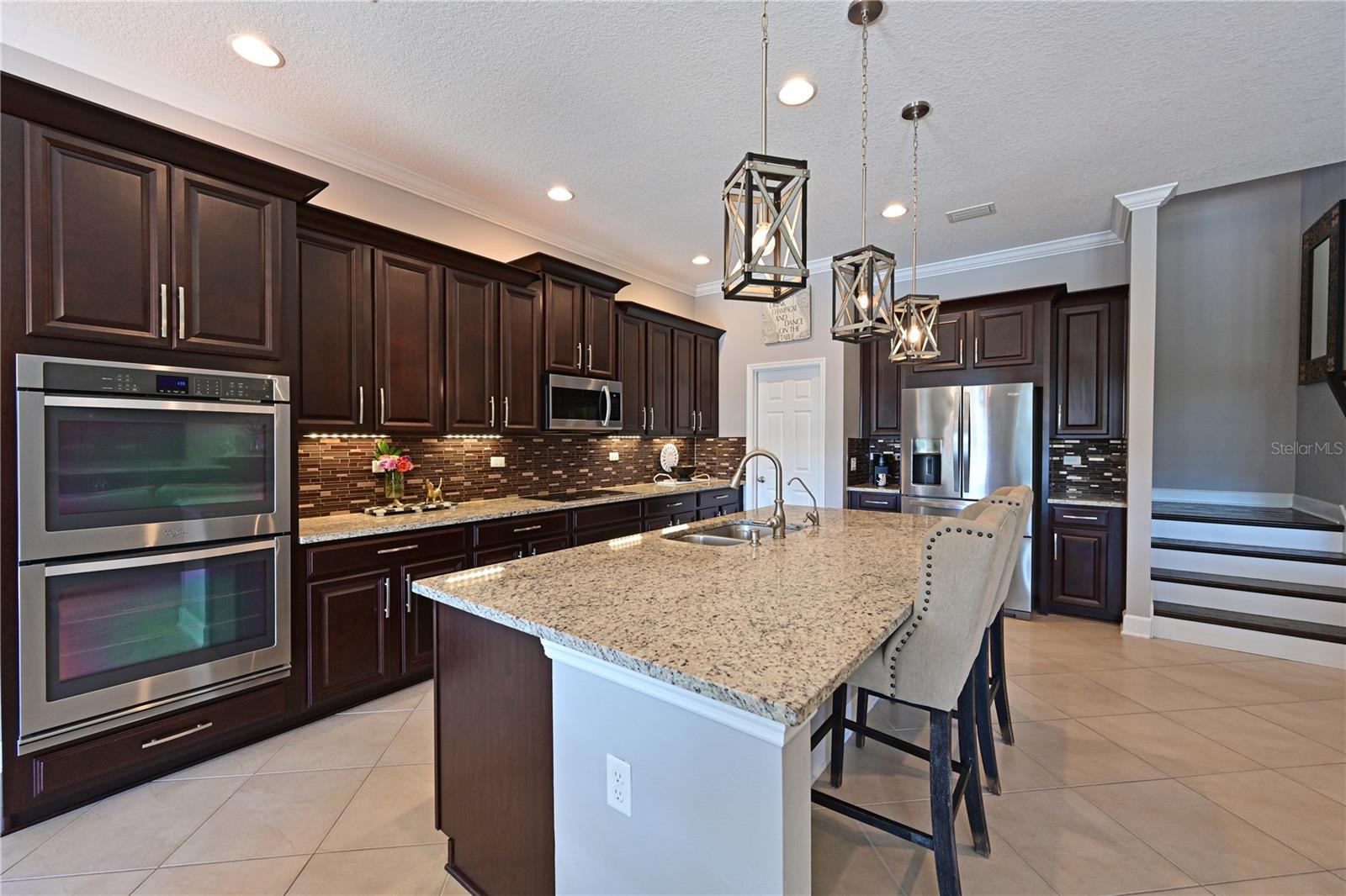 RAVEN CREST - Residential