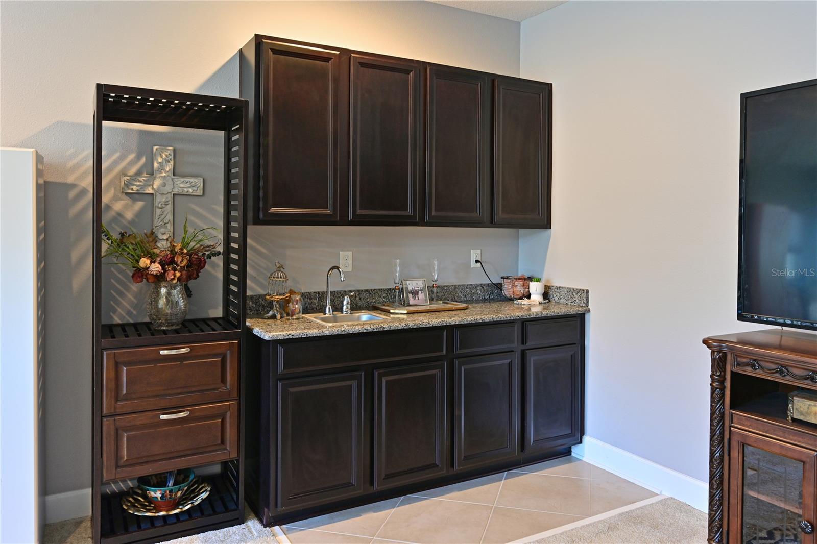 RAVEN CREST - Residential