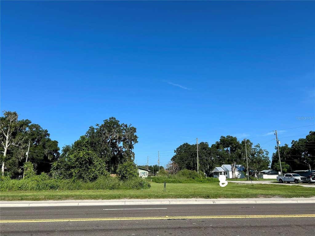 Photo of 109 Orange Street, Bowling Green, FL 33834 (MLS # L4964176)