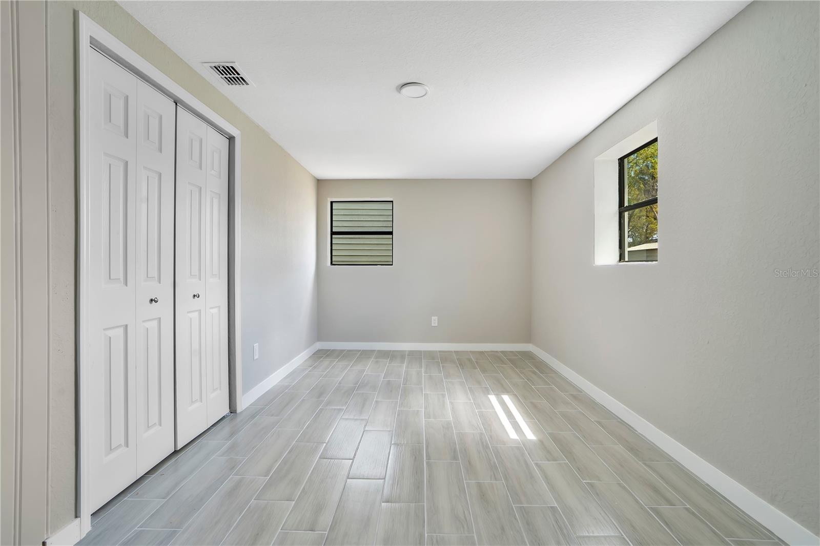 GIBSONS ARTESIAN LANDS SECTIO - Residential