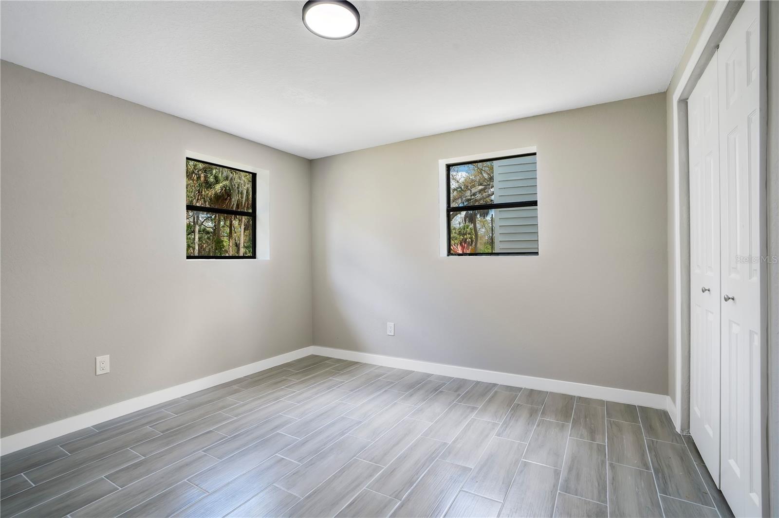 GIBSONS ARTESIAN LANDS SECTIO - Residential