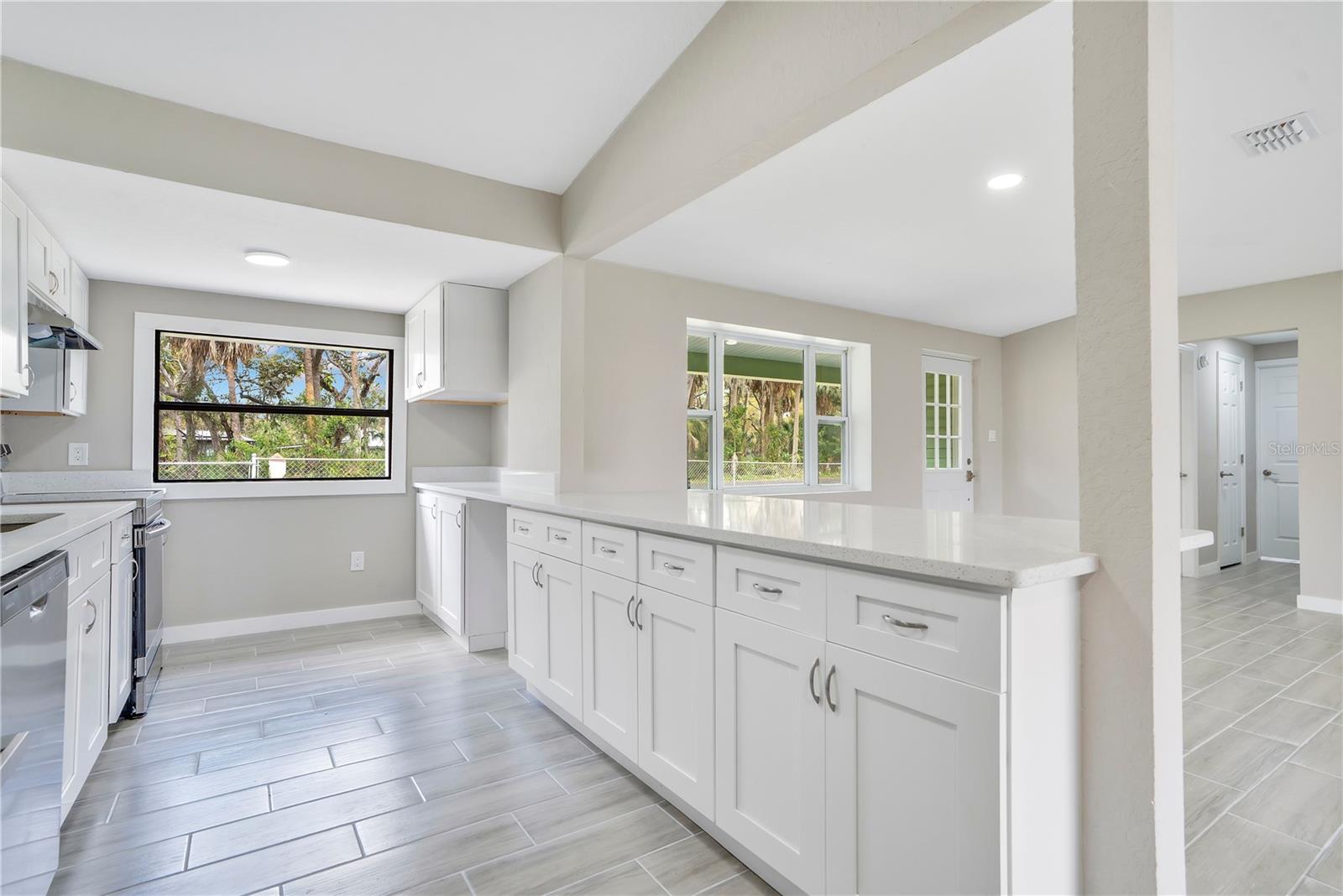 GIBSONS ARTESIAN LANDS SECTIO - Residential