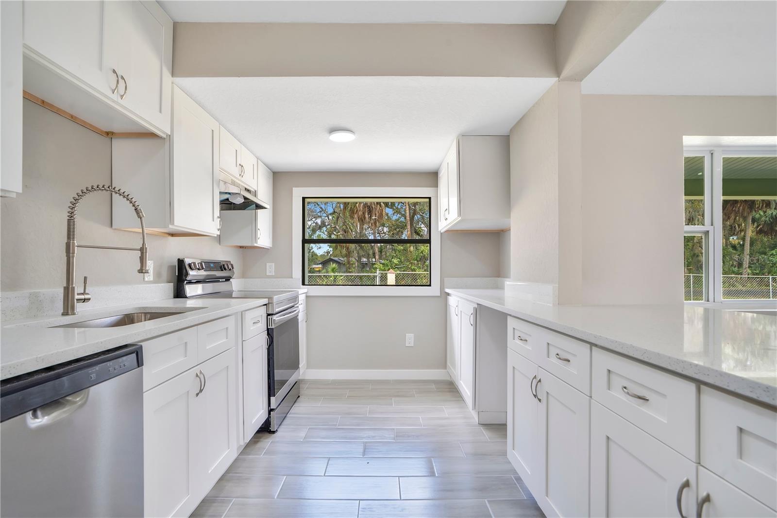 GIBSONS ARTESIAN LANDS SECTIO - Residential