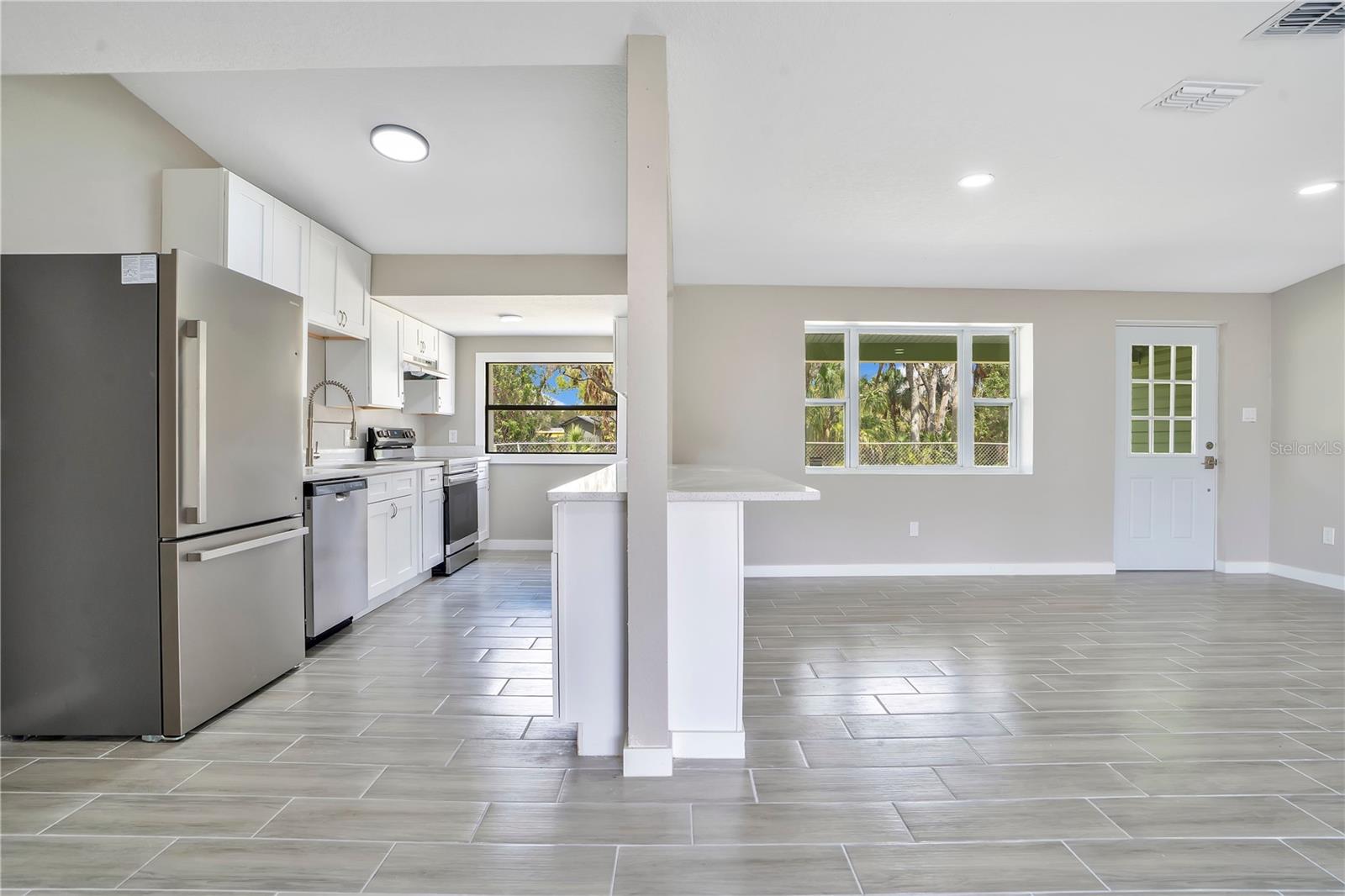 GIBSONS ARTESIAN LANDS SECTIO - Residential