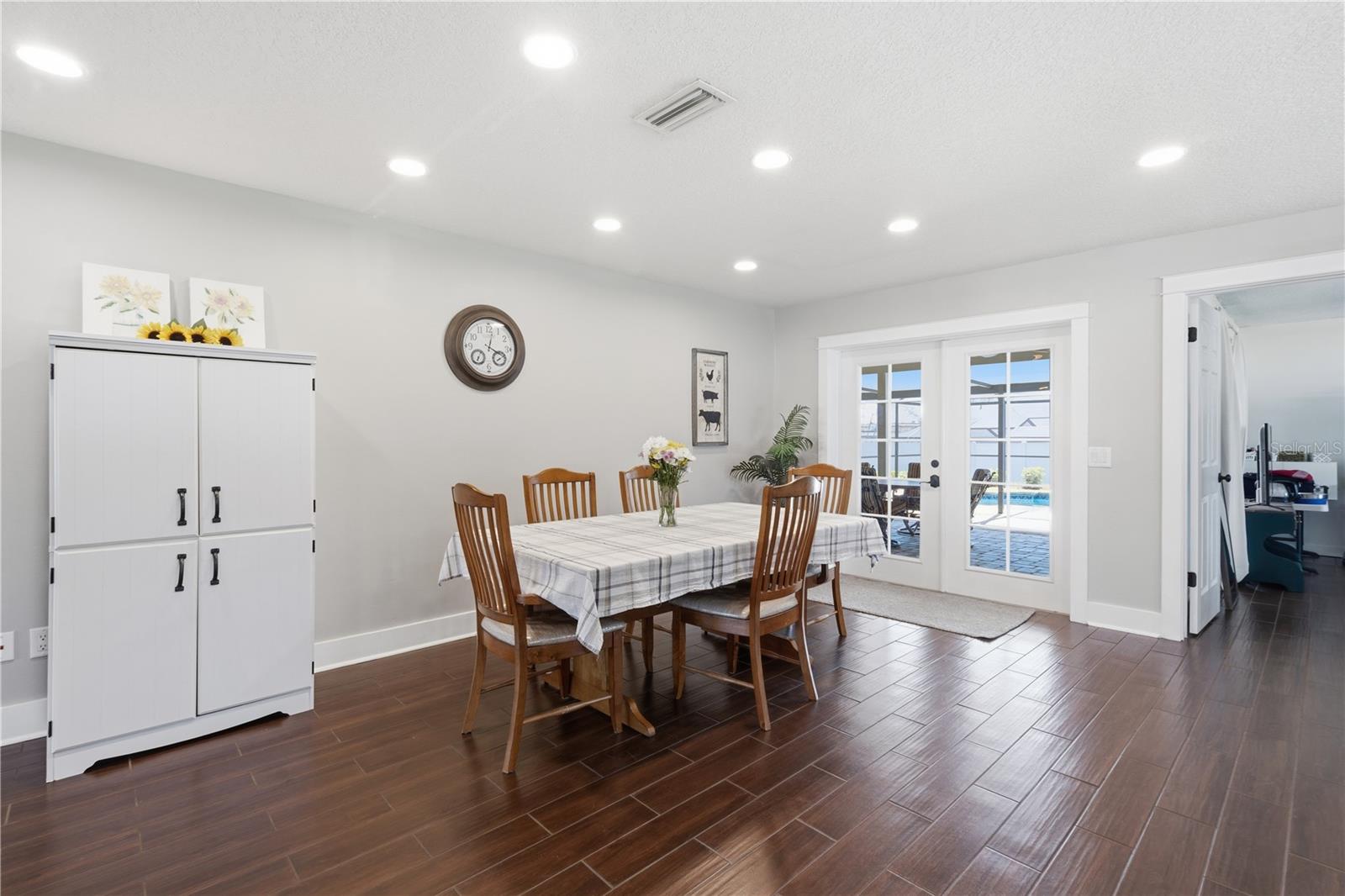 SUNSET HILLS 1ST ADD - Residential