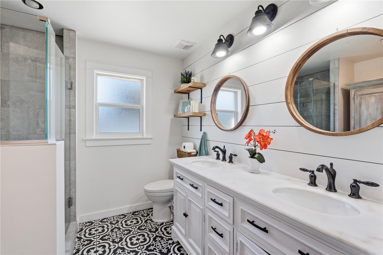 SUNSET HILLS 1ST ADD - Residential