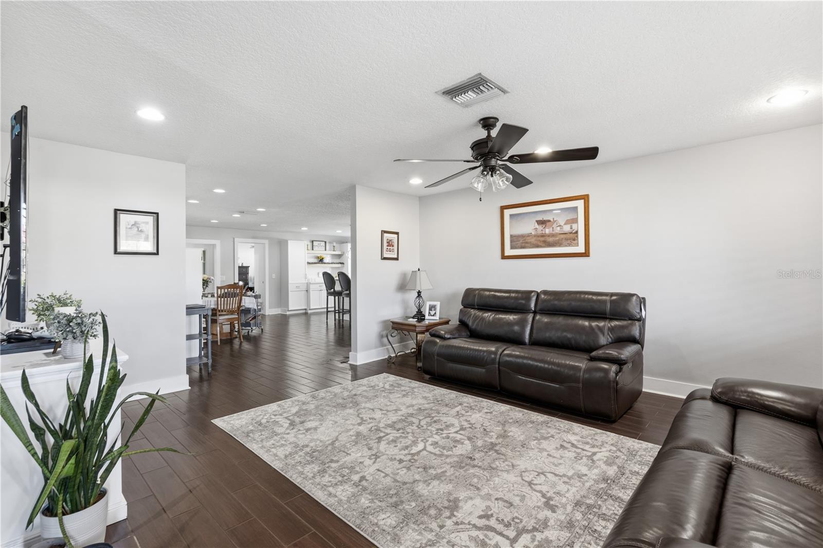 1503 TALLAHASSEE DRIVE