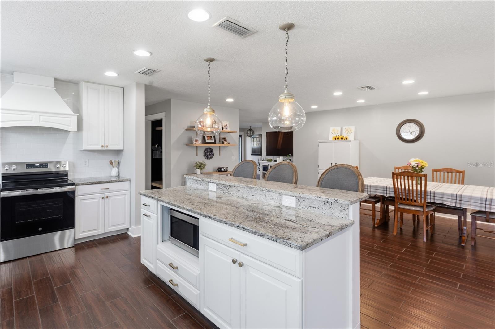 SUNSET HILLS 1ST ADD - Residential