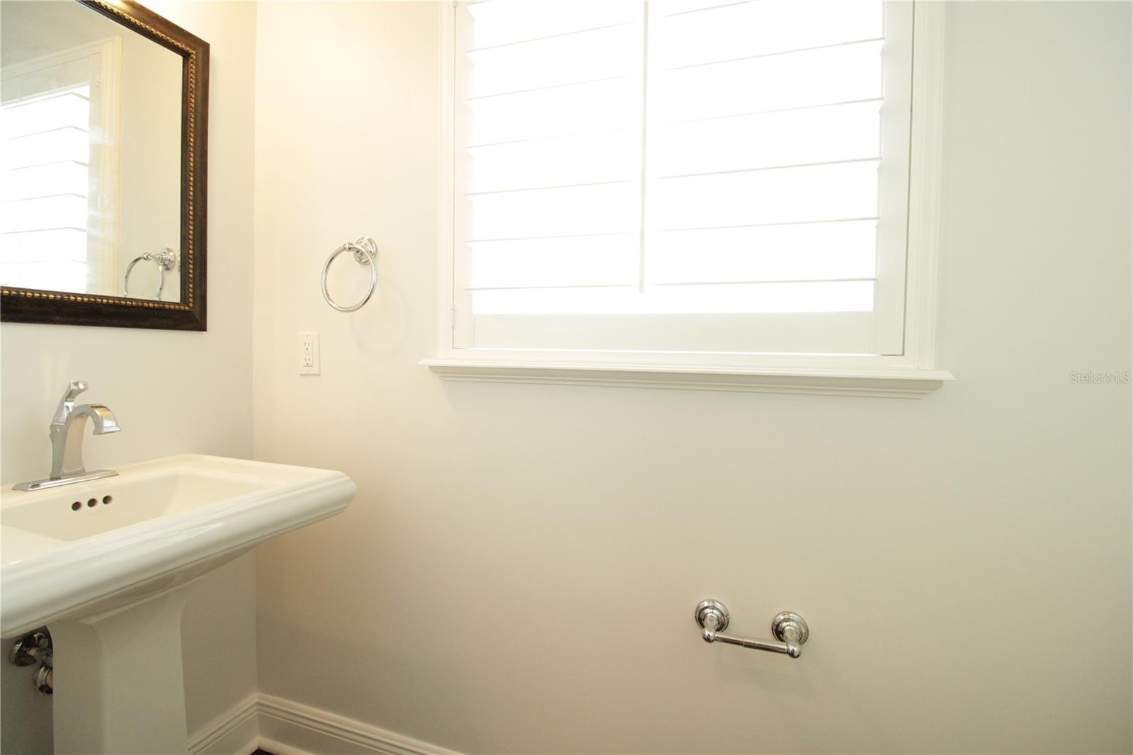 GARISON WAY PH 1 - Residential Lease