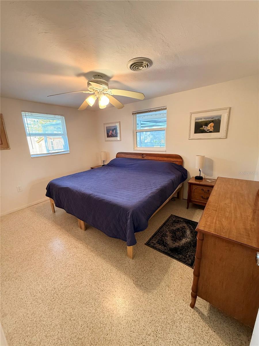 SOUTH VENICE - Residential