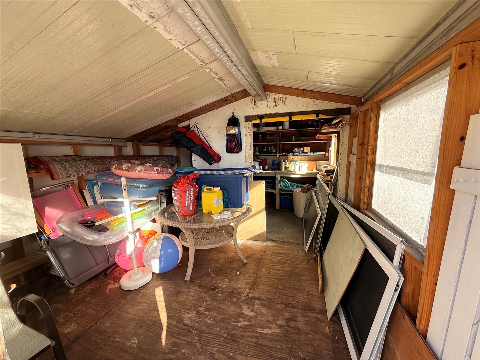 SOUTH VENICE - Residential