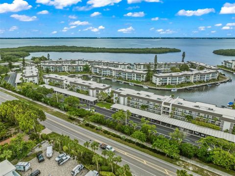 A home in LONGBOAT KEY