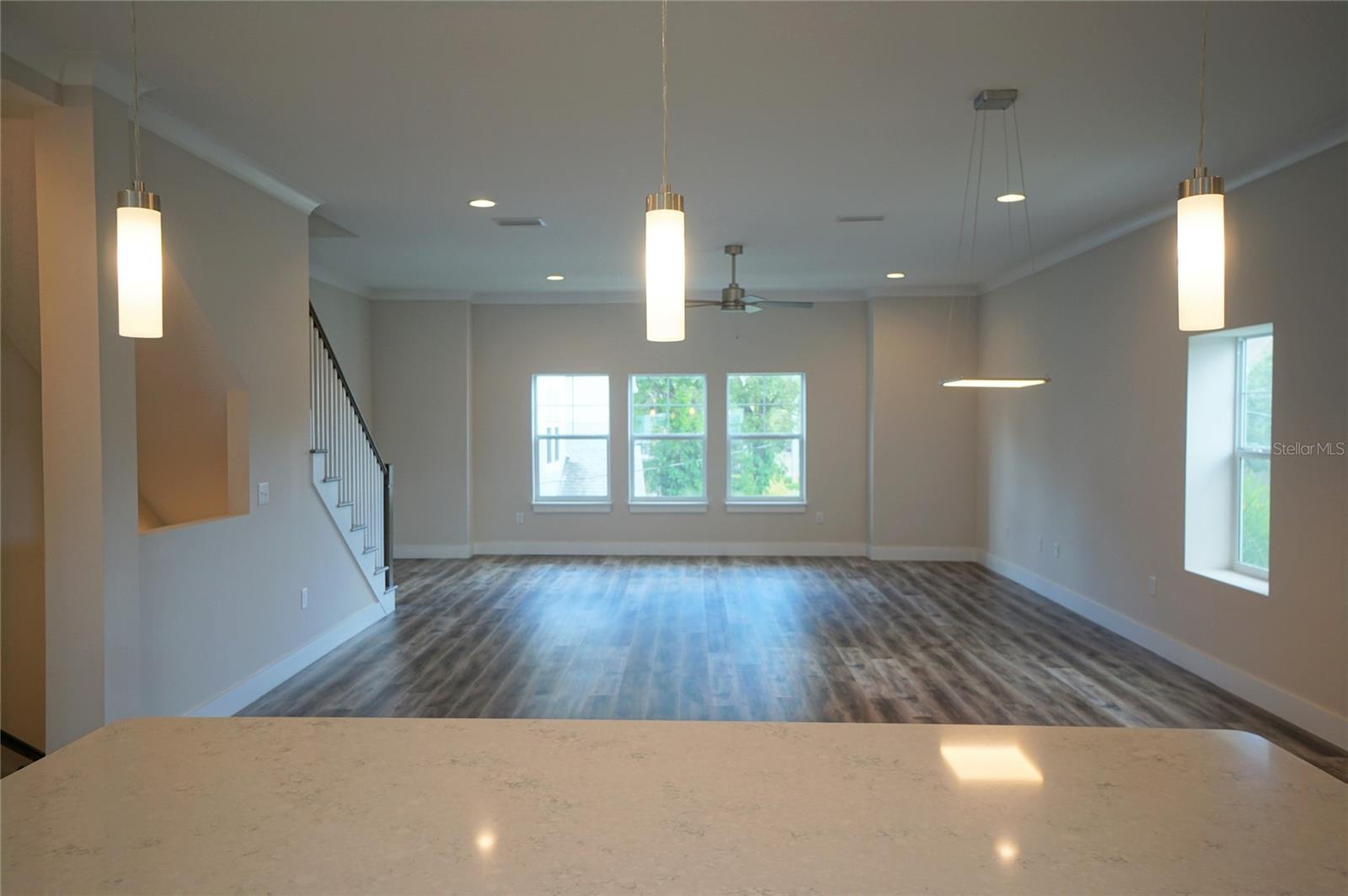 AZEELE TWNHMS - Residential Lease