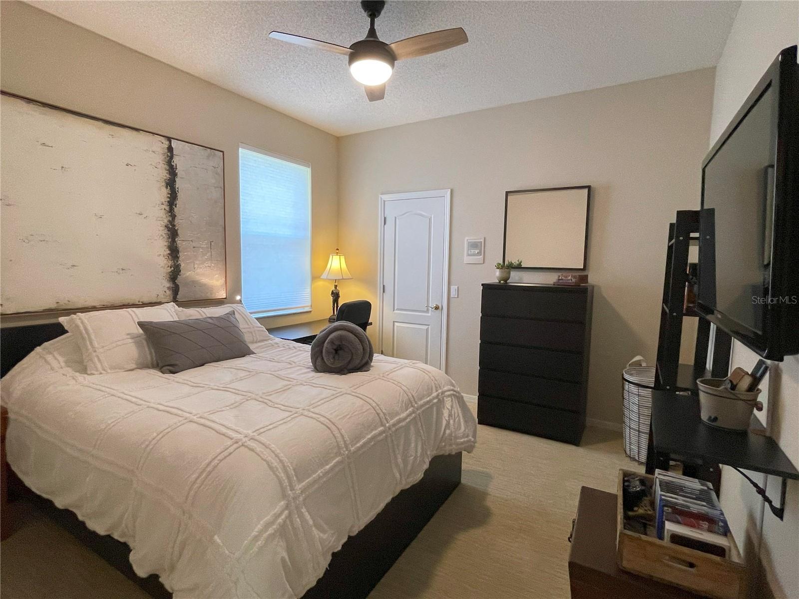 HUNTINGTON POINTE - Residential Lease