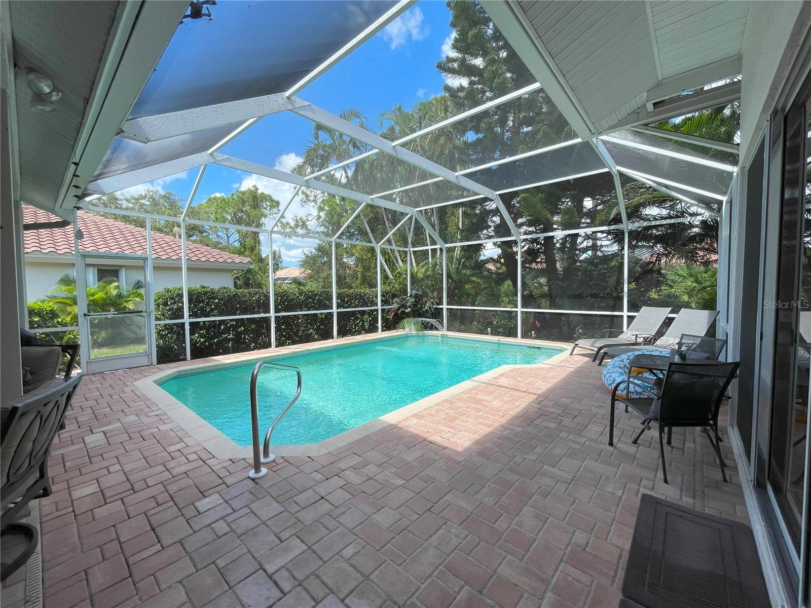 HUNTINGTON POINTE - Residential Lease