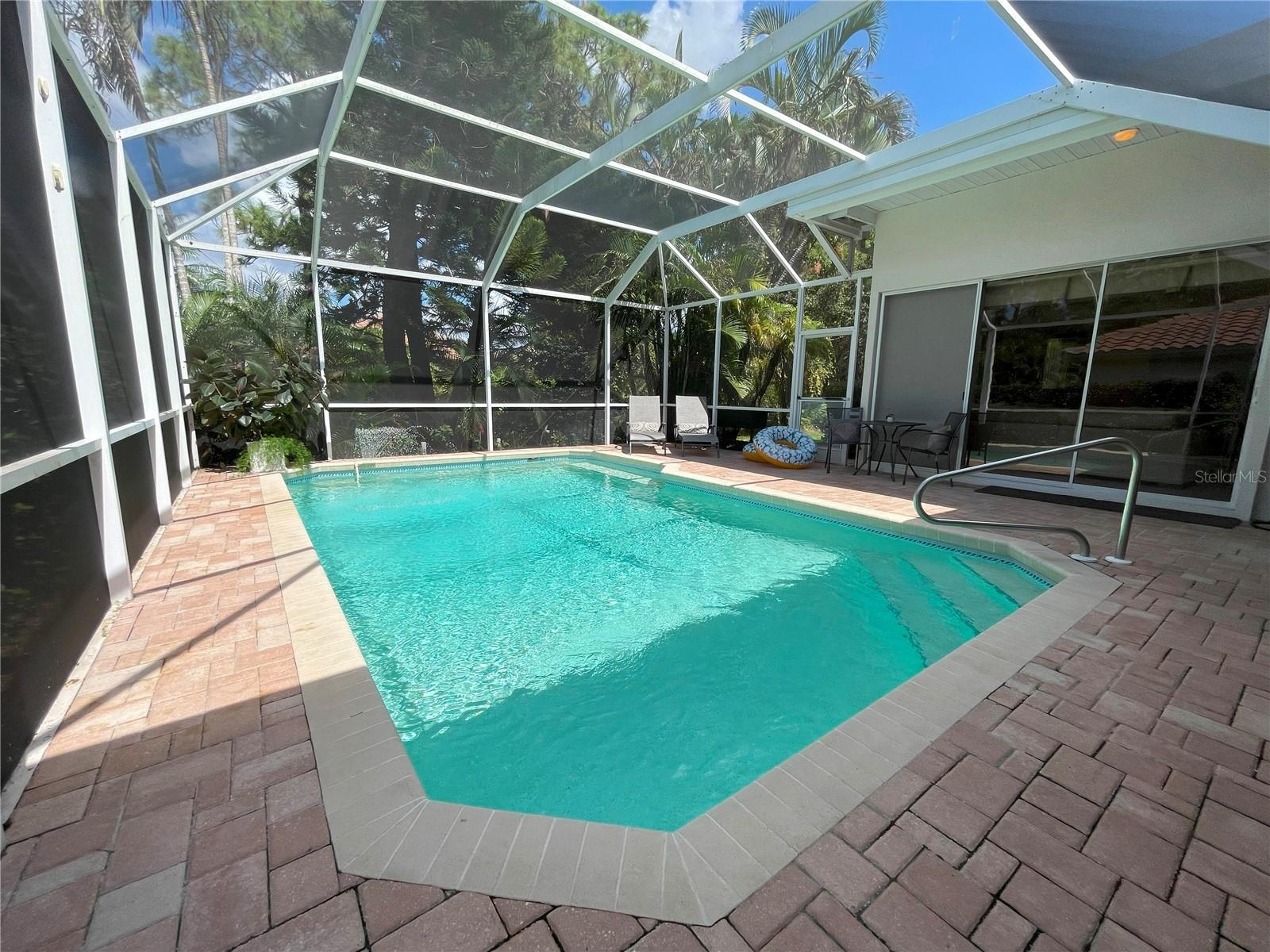 HUNTINGTON POINTE - Residential Lease