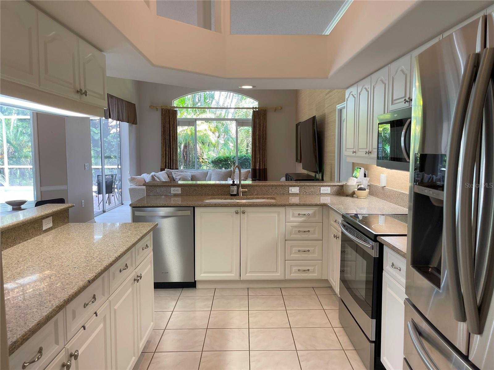 HUNTINGTON POINTE - Residential Lease