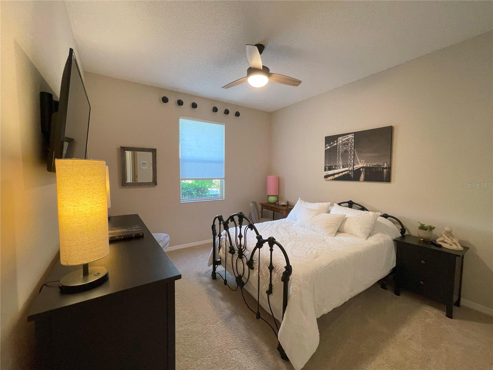HUNTINGTON POINTE - Residential Lease