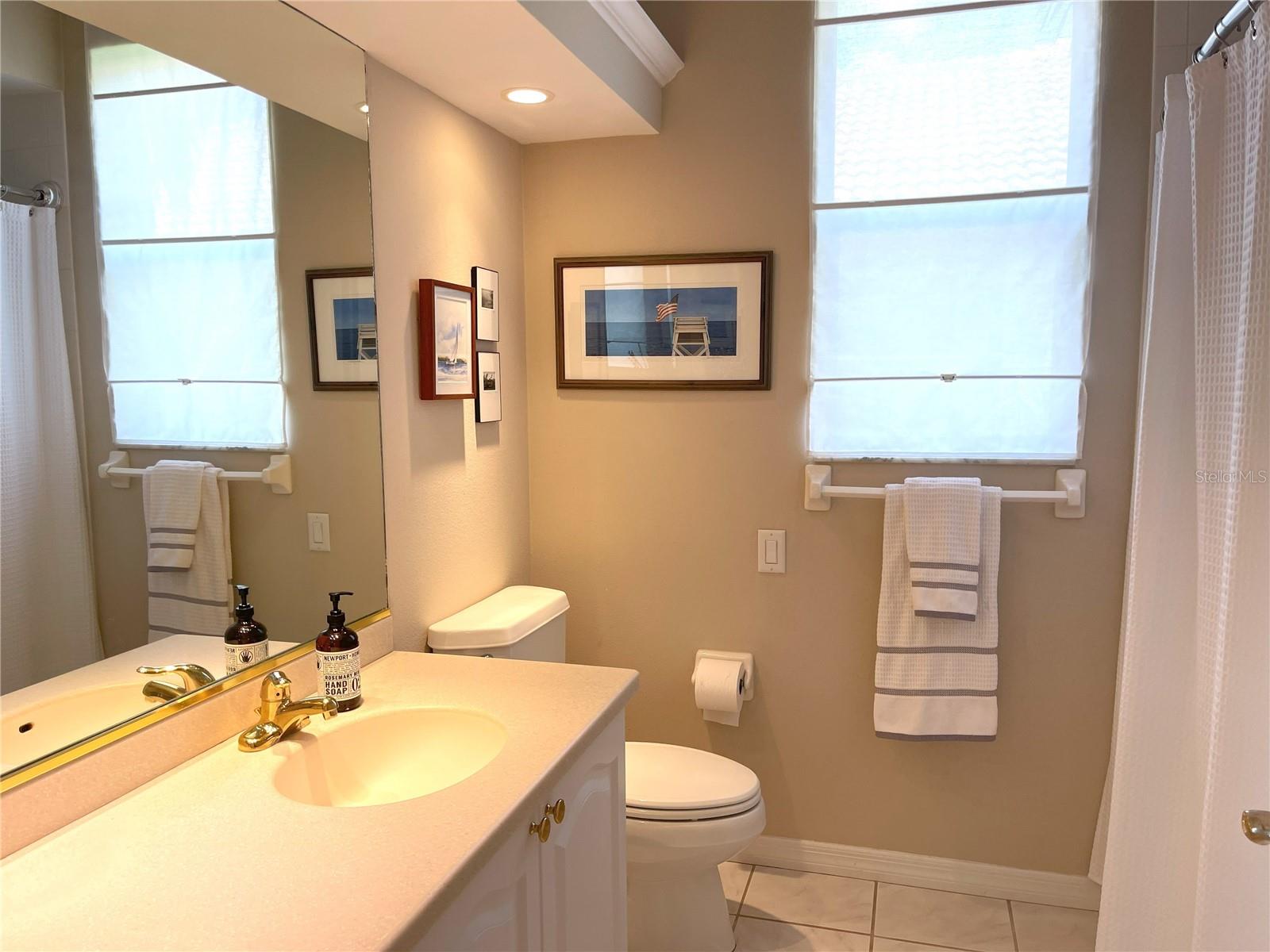 HUNTINGTON POINTE - Residential Lease