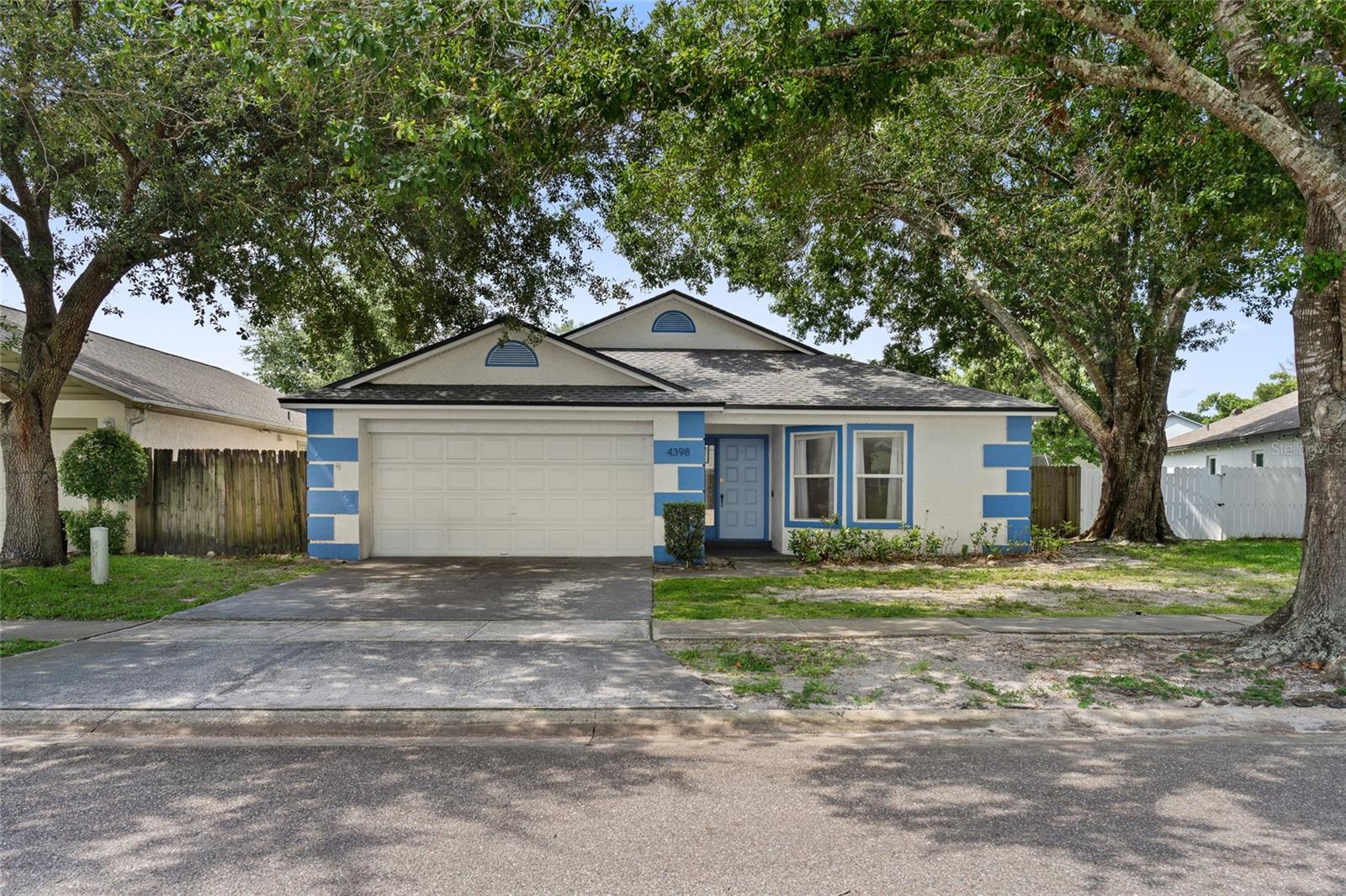 4398 FOX HOLLOW CIRCLE