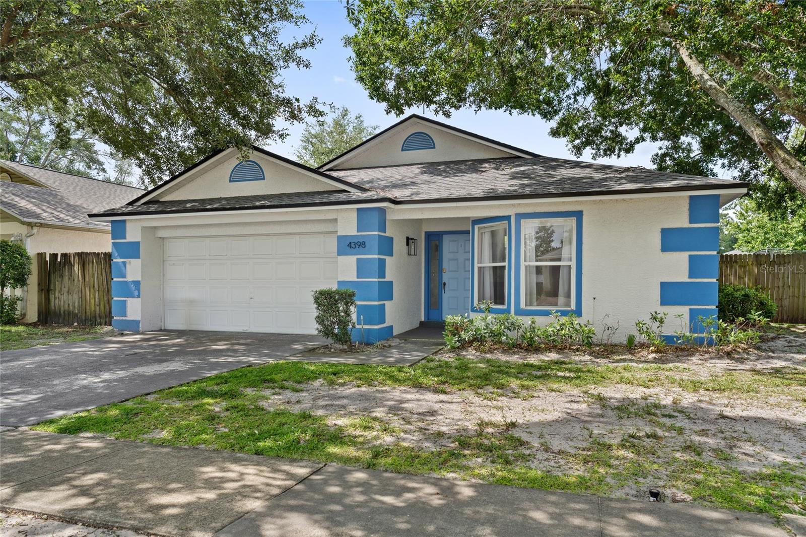 4398 FOX HOLLOW CIRCLE