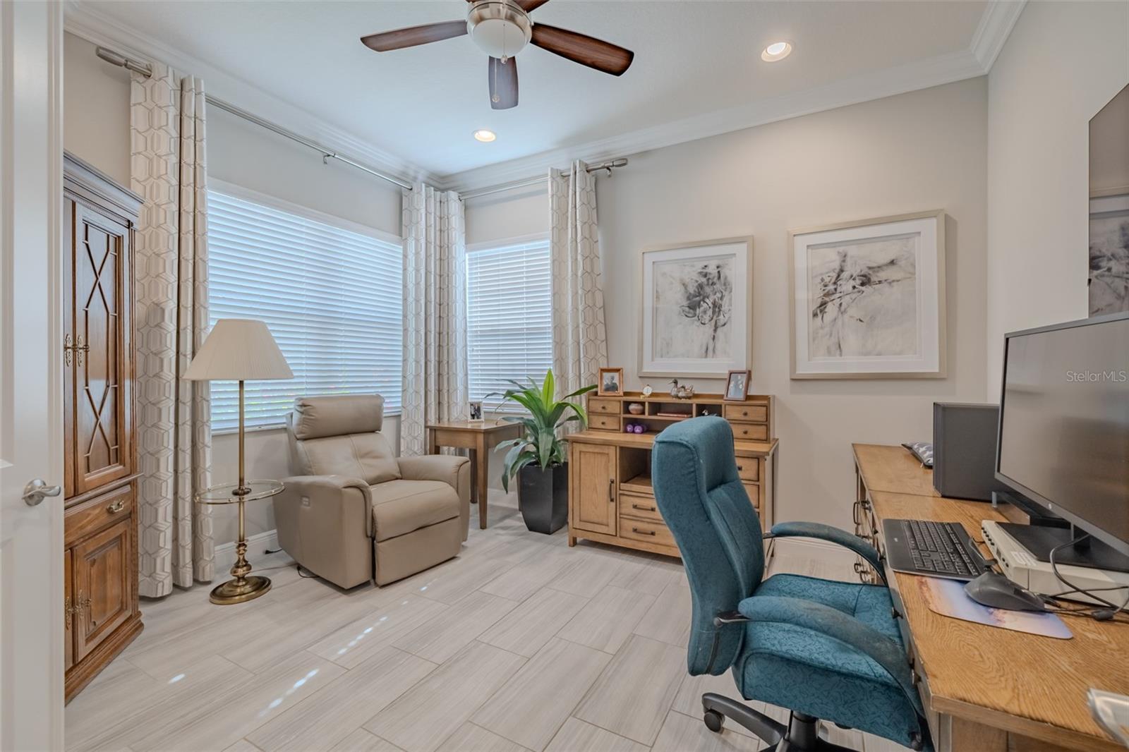 VALENCIA LAKES TR O - Residential