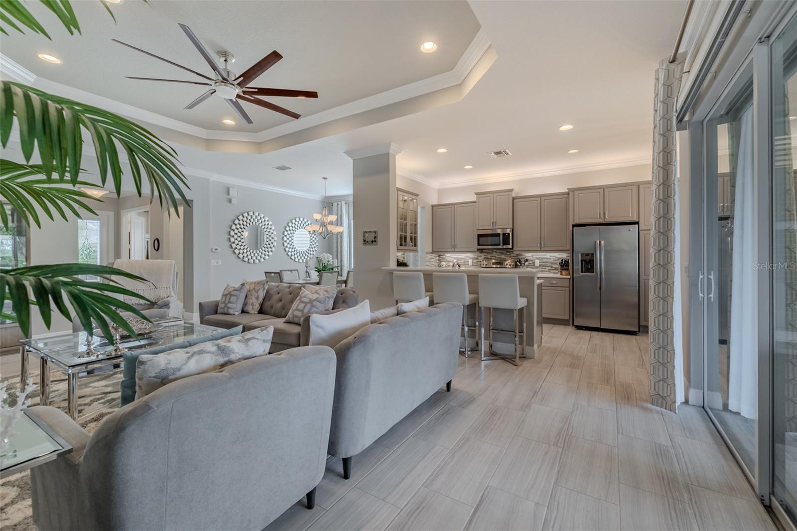 VALENCIA LAKES TR O - Residential