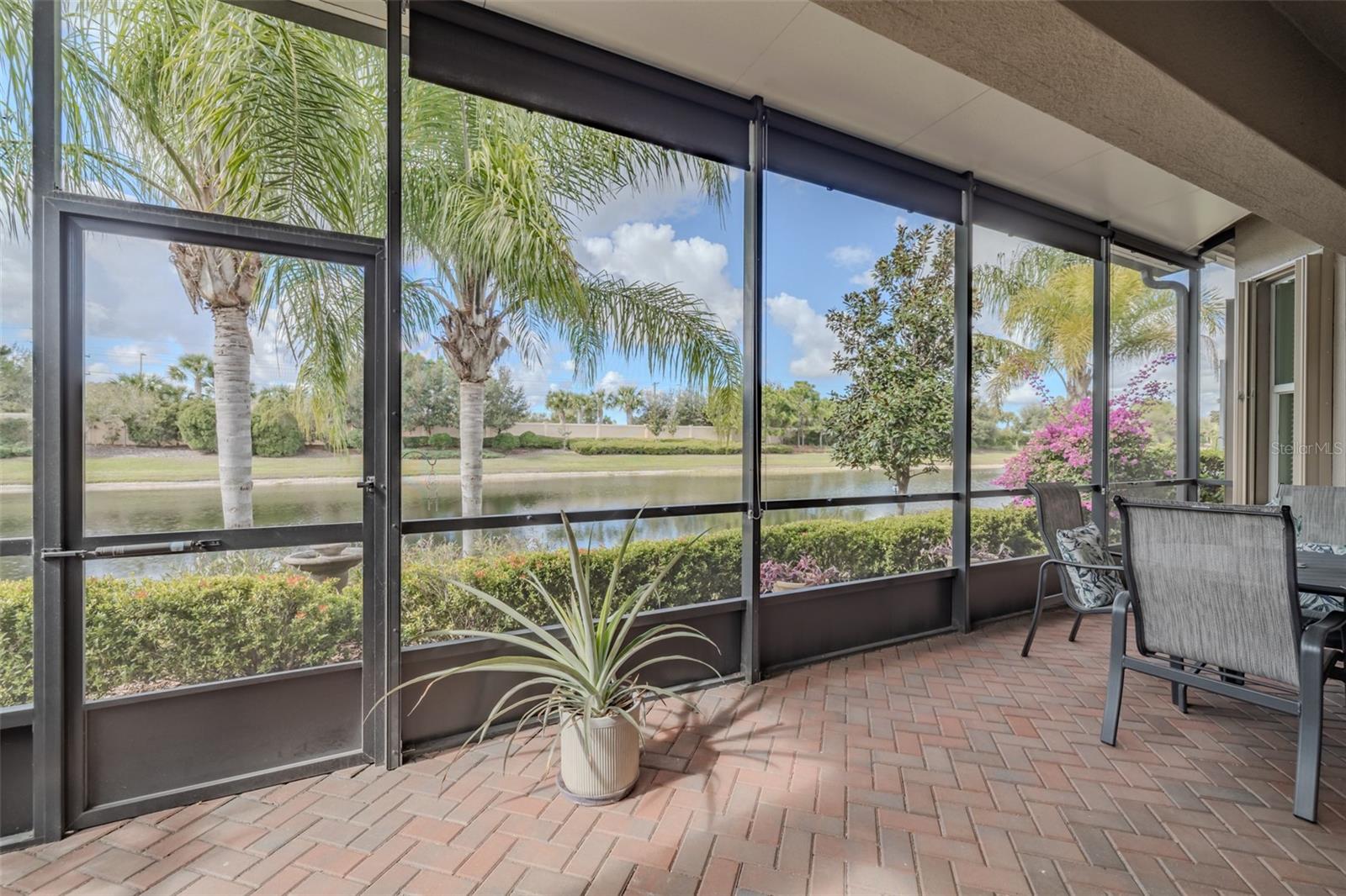 VALENCIA LAKES TR O - Residential