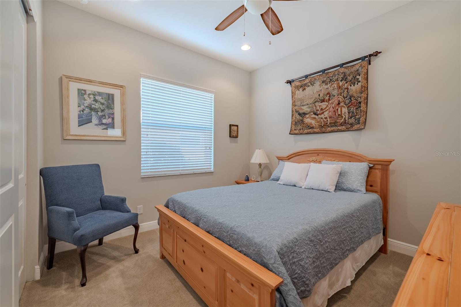 VALENCIA LAKES TR O - Residential