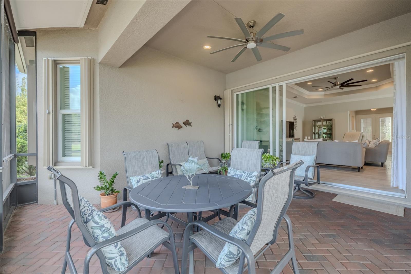 VALENCIA LAKES TR O - Residential