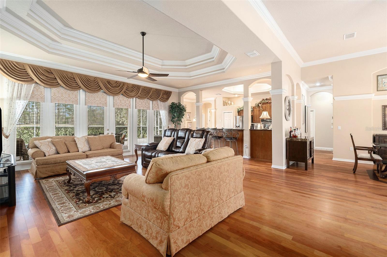 HERNANDO OAKS PH 1 - Residential