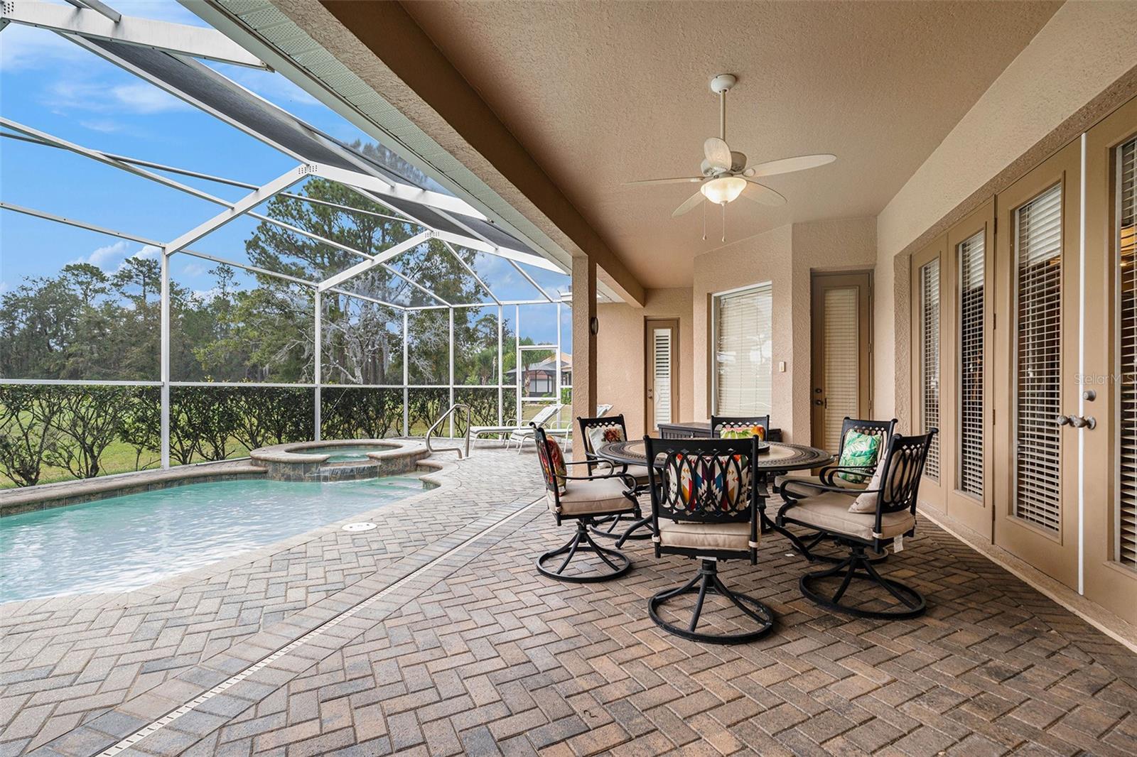 HERNANDO OAKS PH 1 - Residential