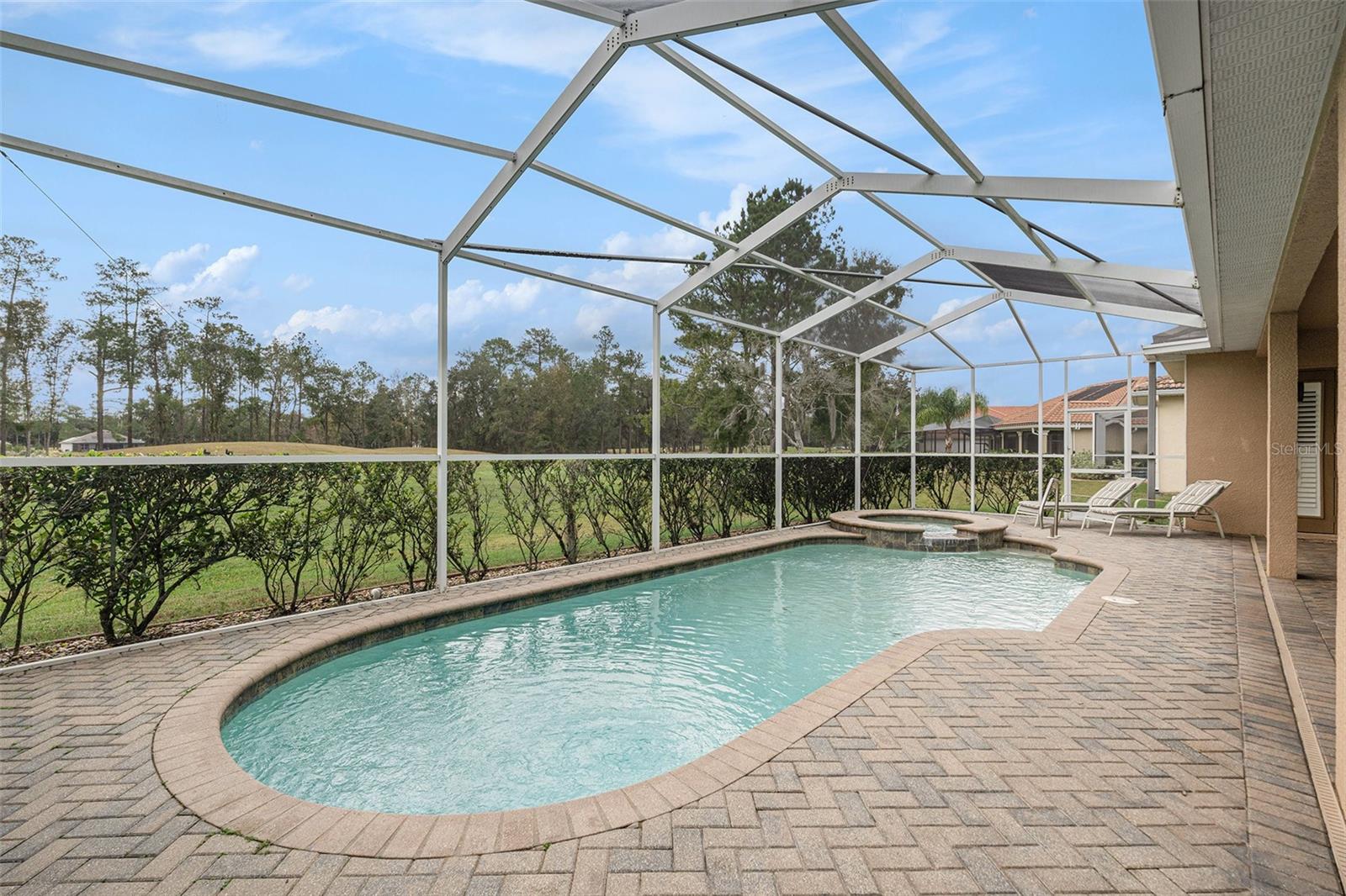 HERNANDO OAKS PH 1 - Residential