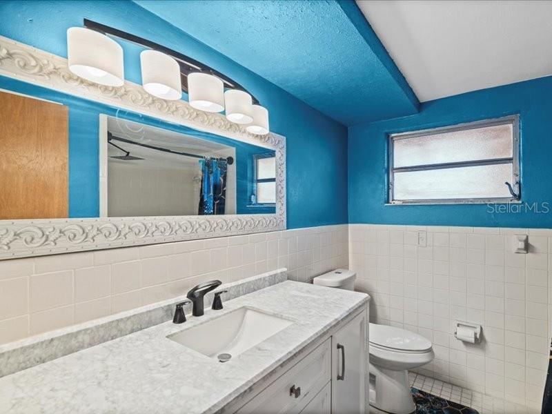 COLONIAL HILLS - Residential