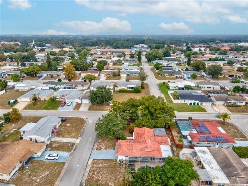 COLONIAL HILLS - Residential