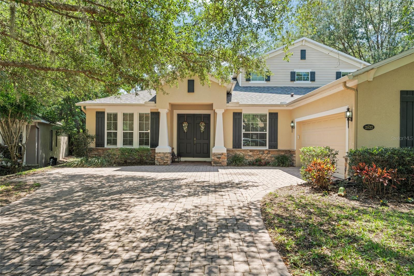 2827 PARK MEADOW DR