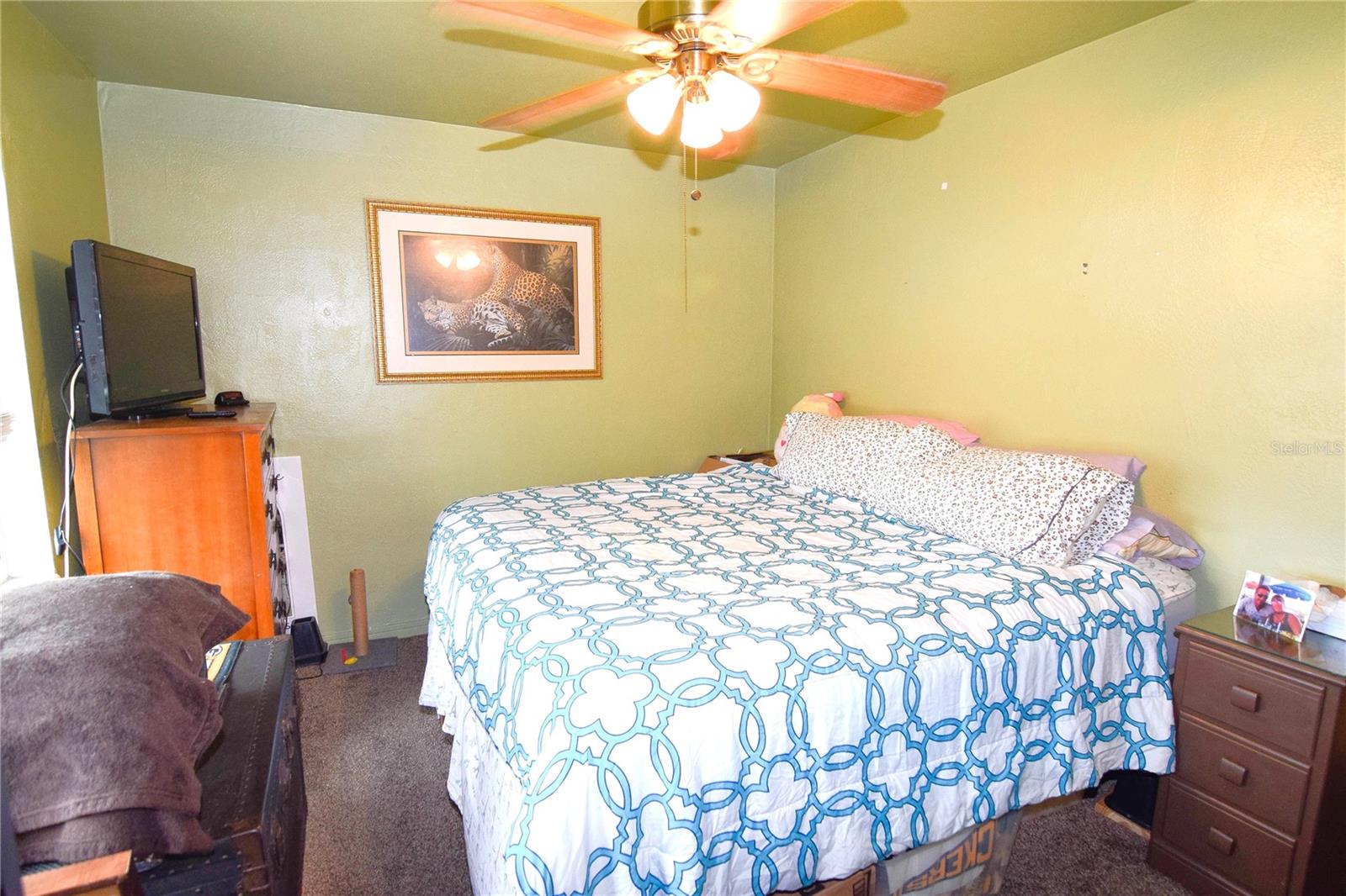 RIDGEWOOD GROVES - Residential