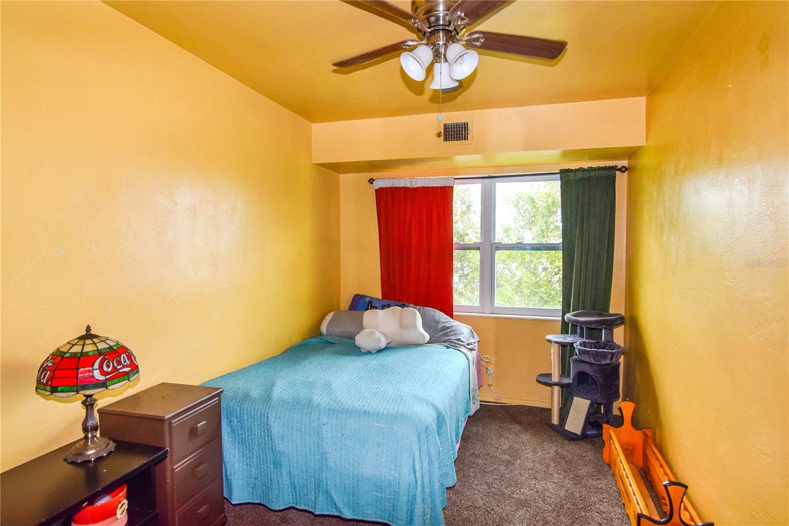 RIDGEWOOD GROVES - Residential