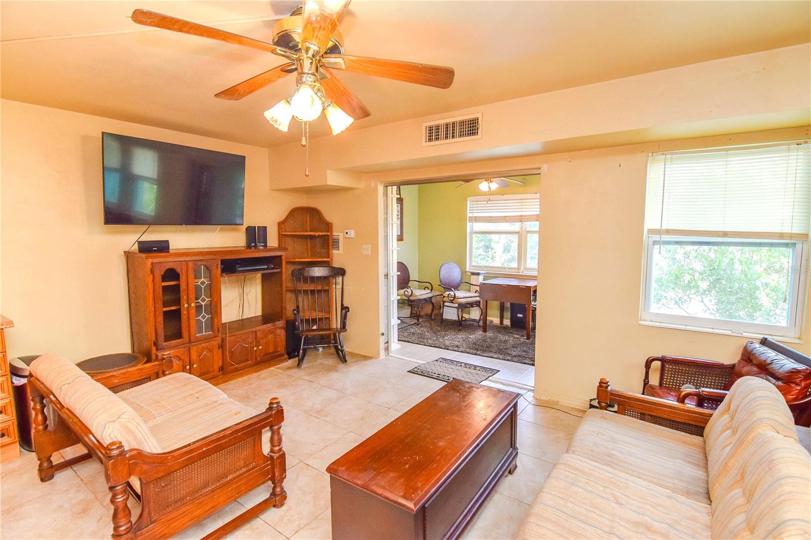 RIDGEWOOD GROVES - Residential