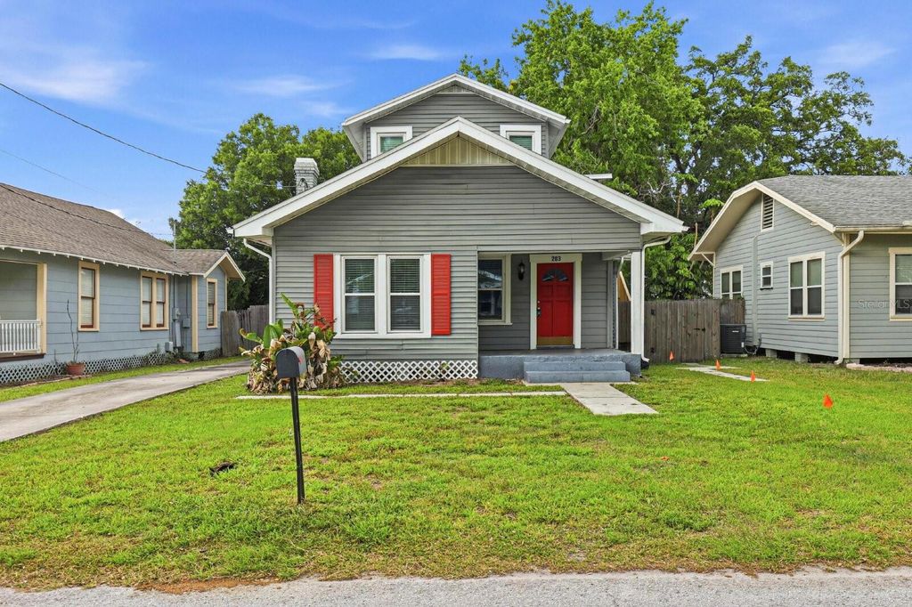 Photo of 203 W Emma Street, Tampa, FL 33603 (MLS # TB8503188)